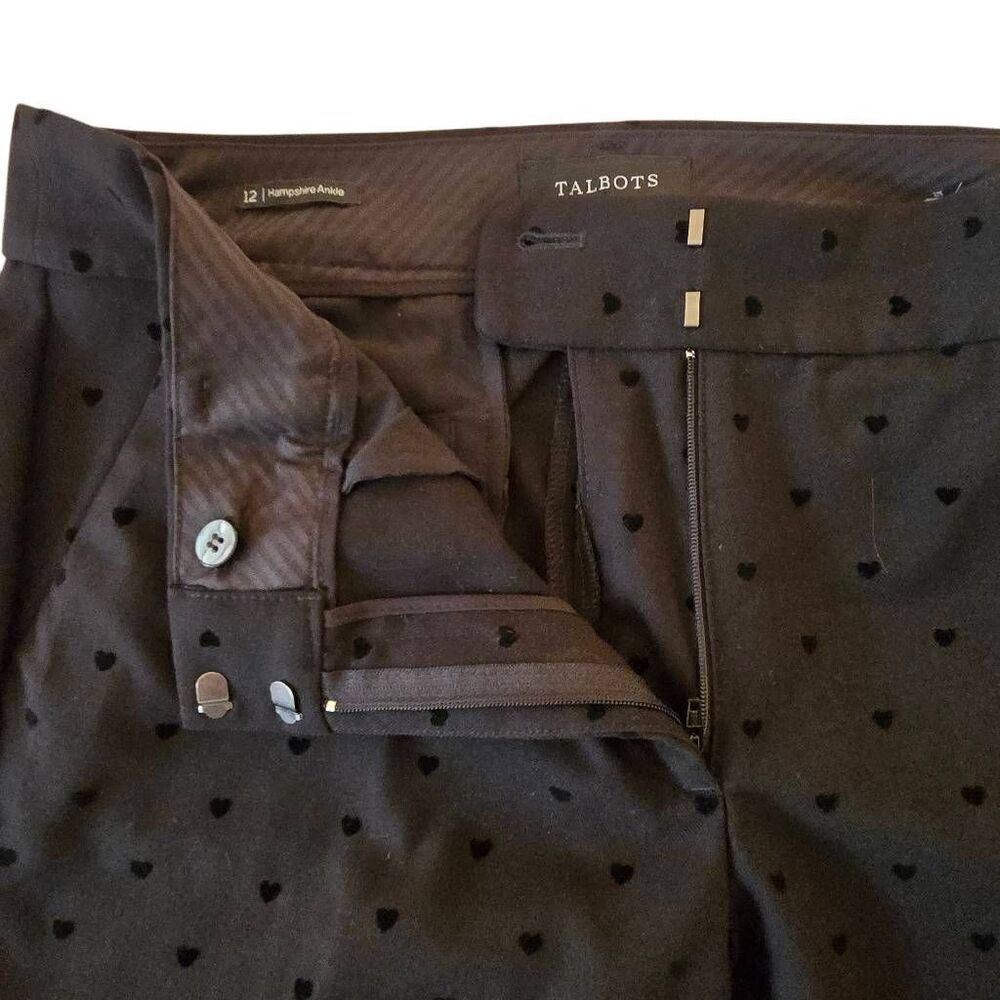 Talbots Womens Hampshire Black Heart Print Ankle Pants Size 12 - Picture 6 of 13